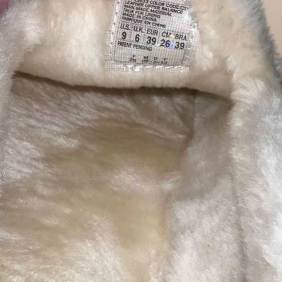 Skechers GOwalk Suede Faux Fur Shoes w/ Memory Form Fit - Comfy Size 9 - Picture 6 of 6